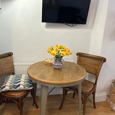 Saltwick * וויטבי